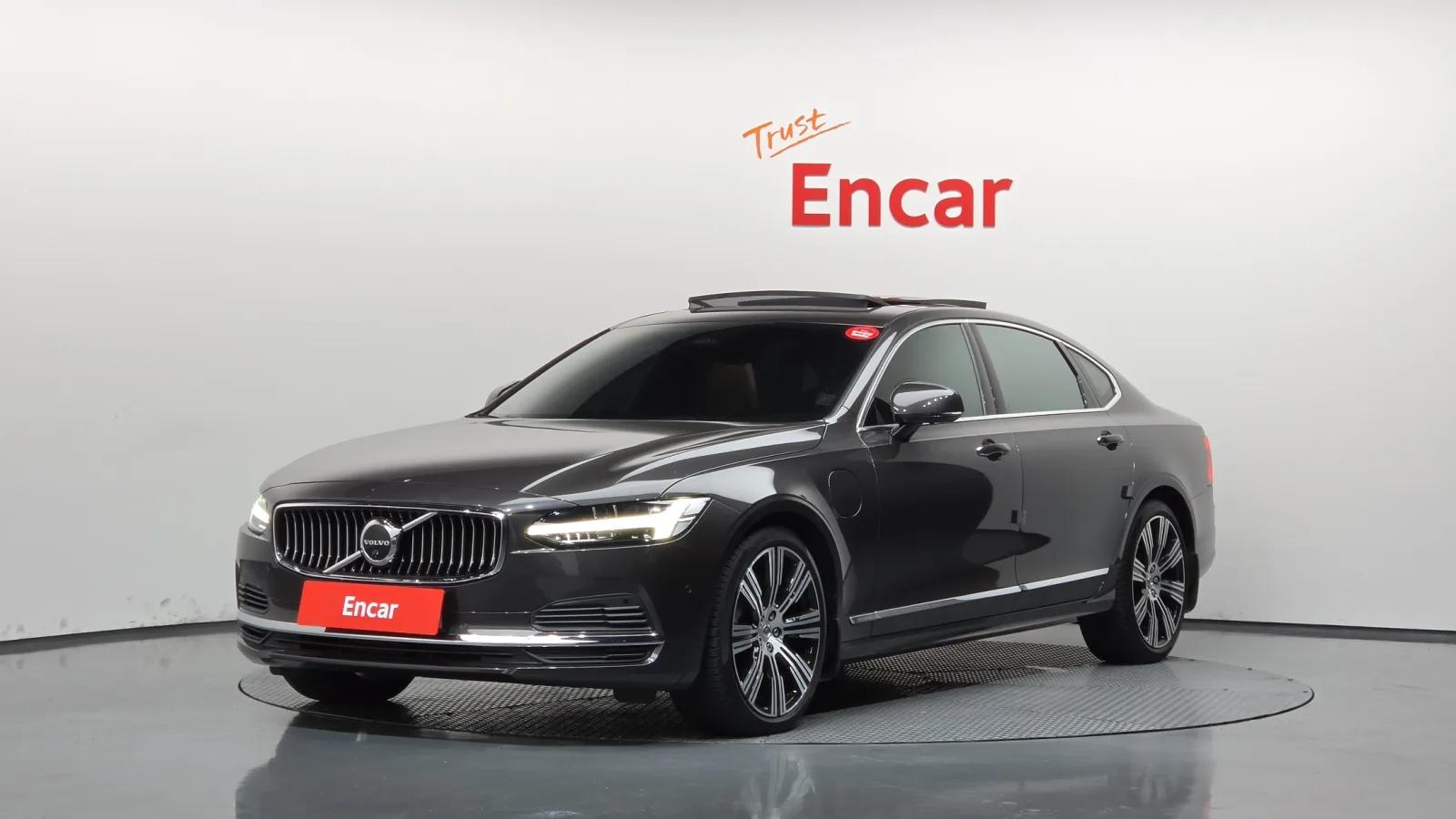 2023 Volvo S90