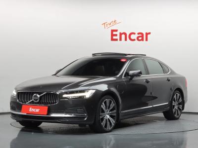 2023 Volvo S90