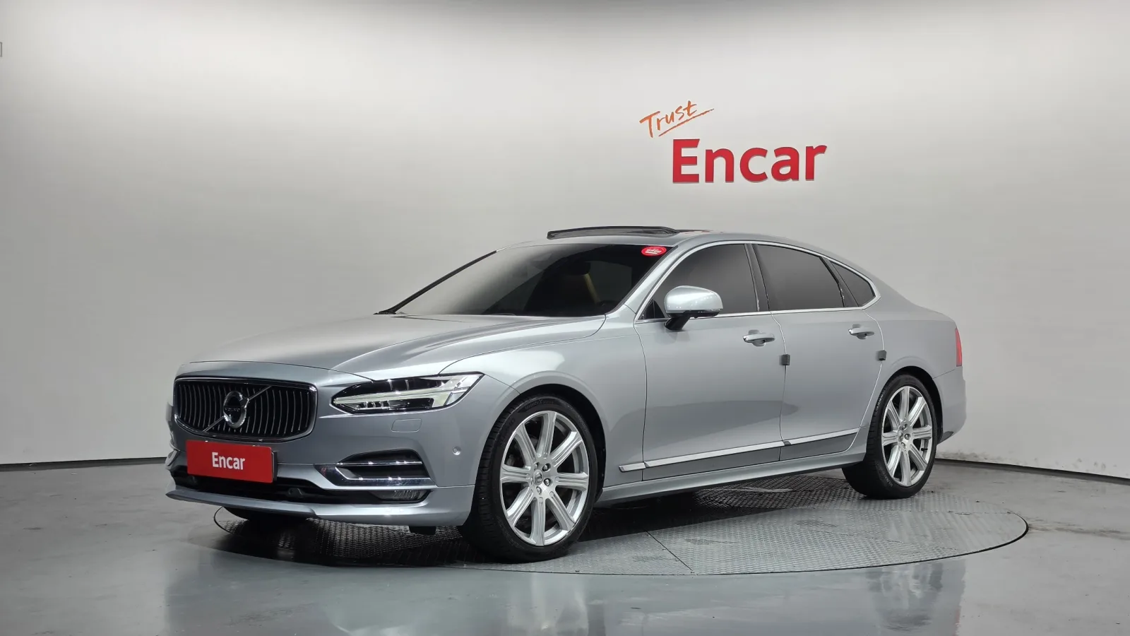 2019 Volvo S90