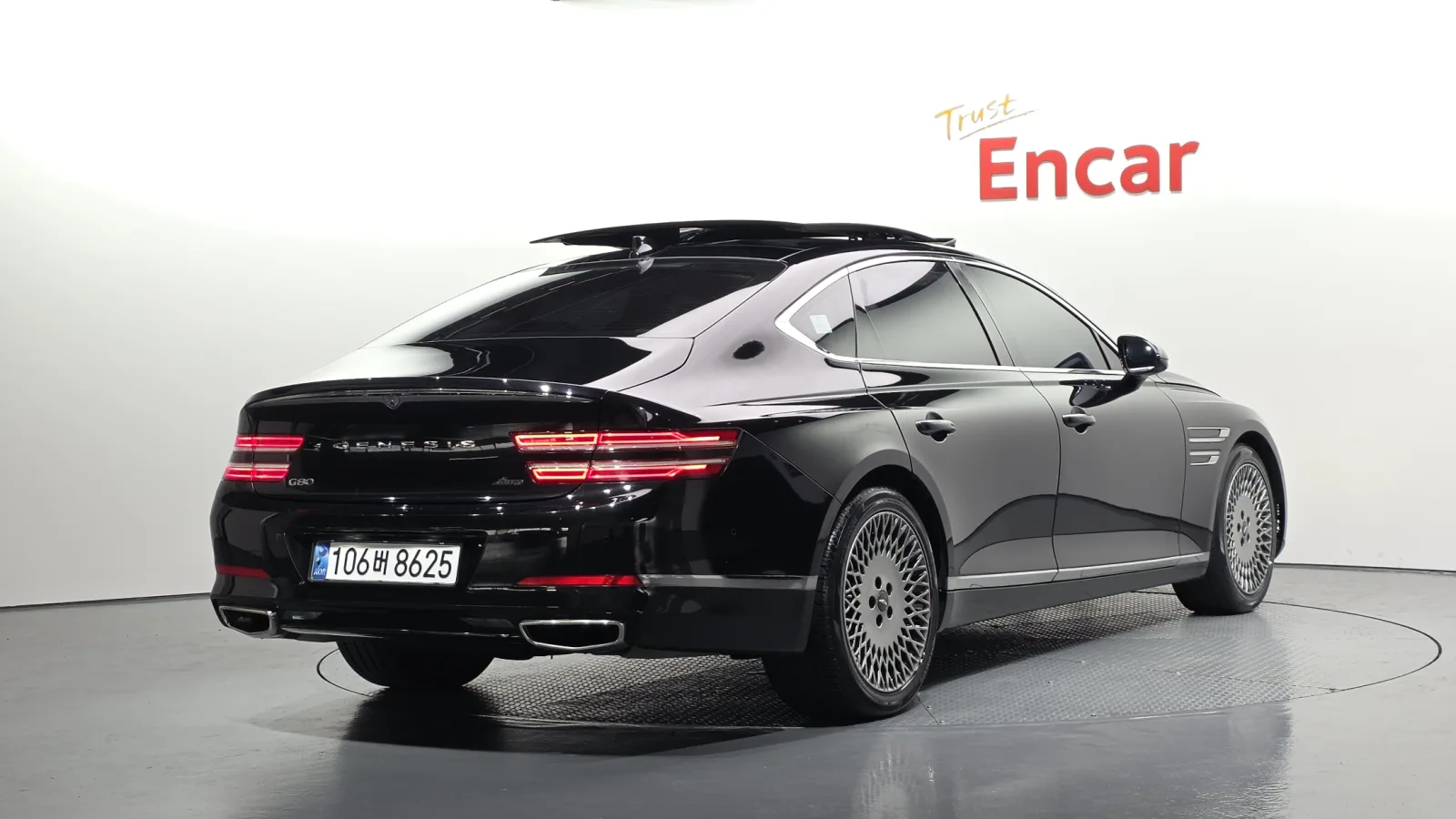 2022 Genesis G80