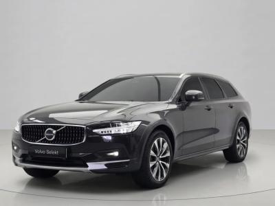 2023 Volvo V90