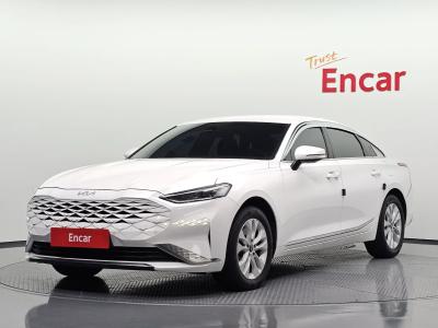 2023 Kia K8