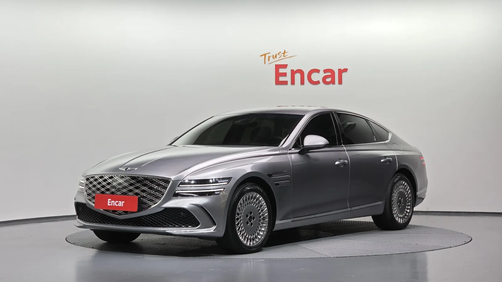 2025 Genesis G80