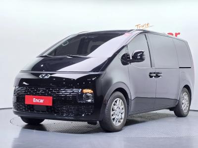 2023 Hyundai Staria