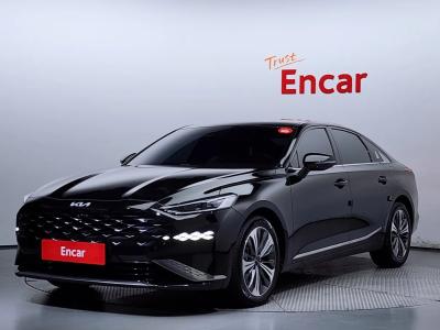 2022 Kia K8