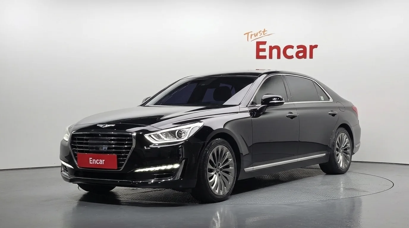 2016 Genesis EQ900