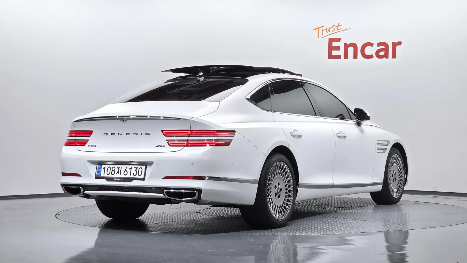 2023 Genesis G80