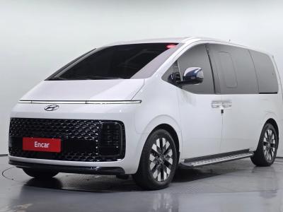 2022 Hyundai Staria