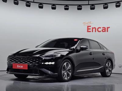 2022 Kia K8