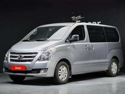 2017 Hyundai Starex