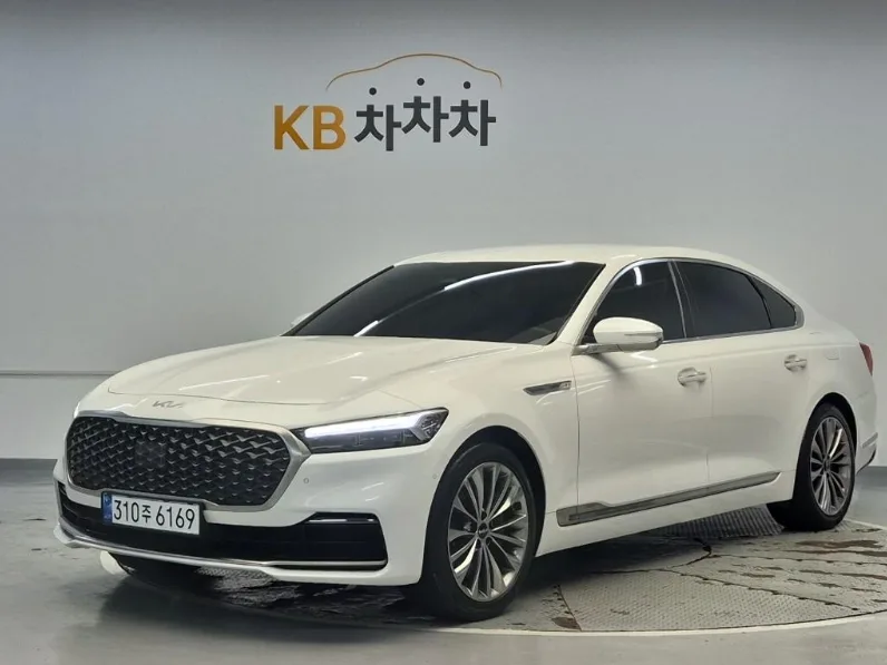 2022 Kia K9