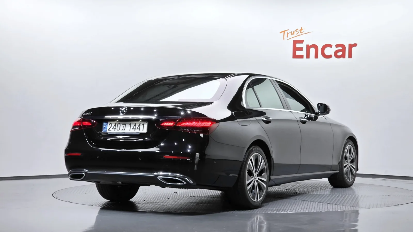2021 Mercedes-Benz E-Class