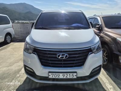 2018 Hyundai Starex