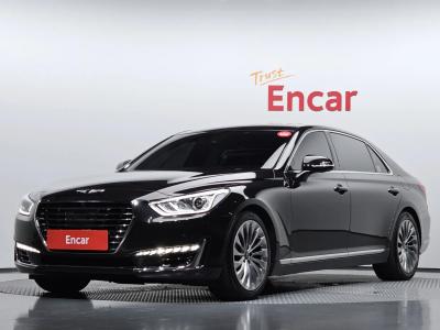2018 Genesis EQ900