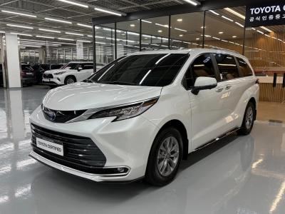2025 Toyota Sienna