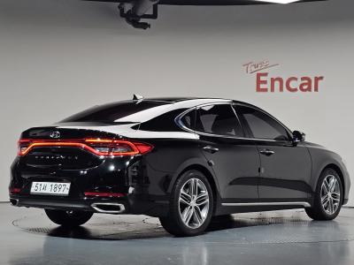 2018 Hyundai Grandeur