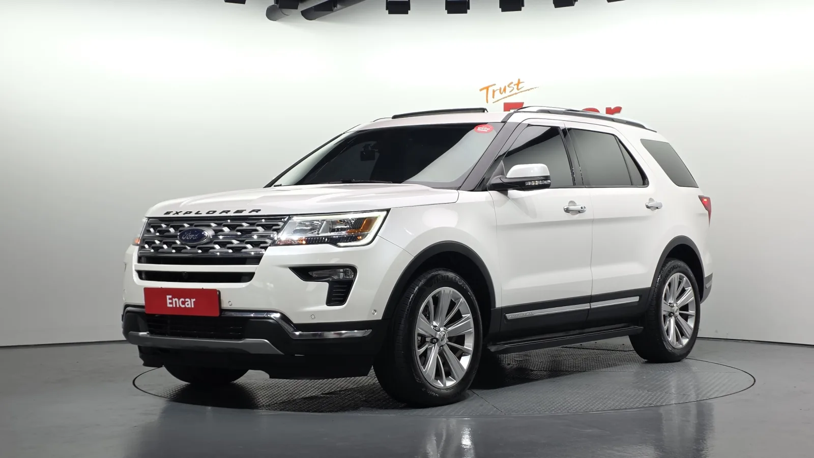2019 Ford Explorer