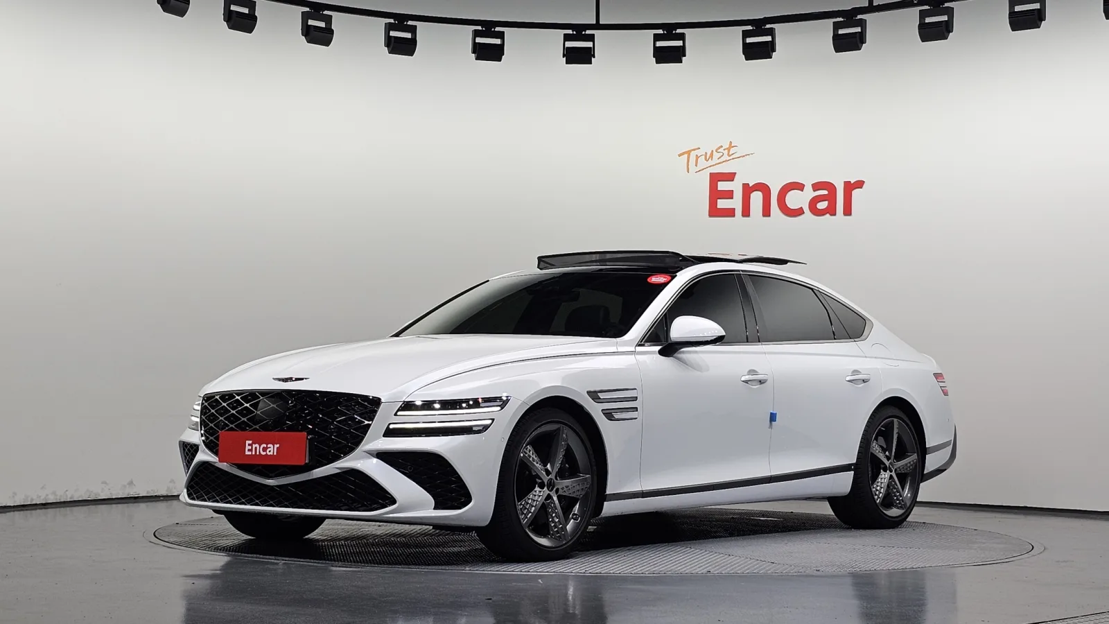 2025 Genesis G80