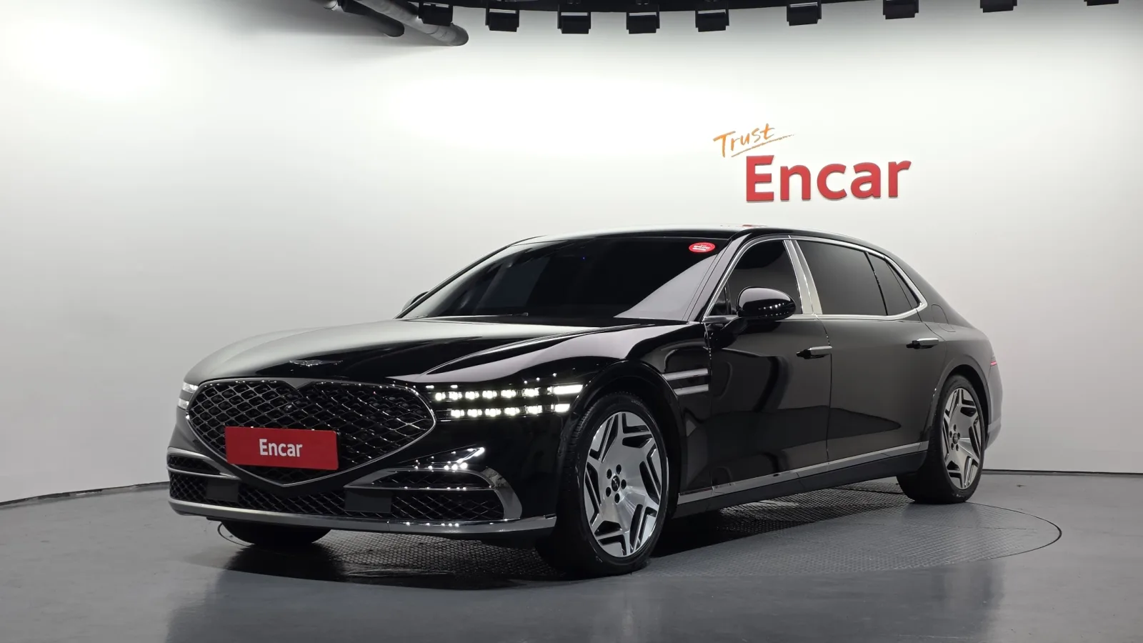 2022 Genesis G90