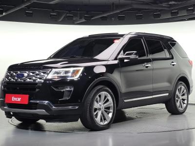 2019 Ford Explorer