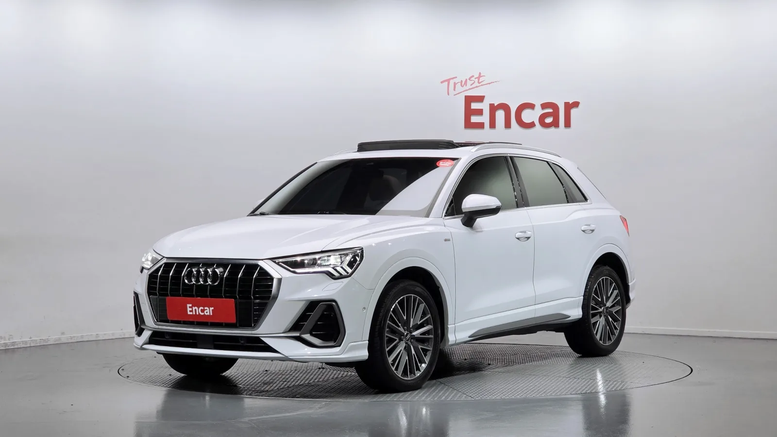 2022 Audi Q3