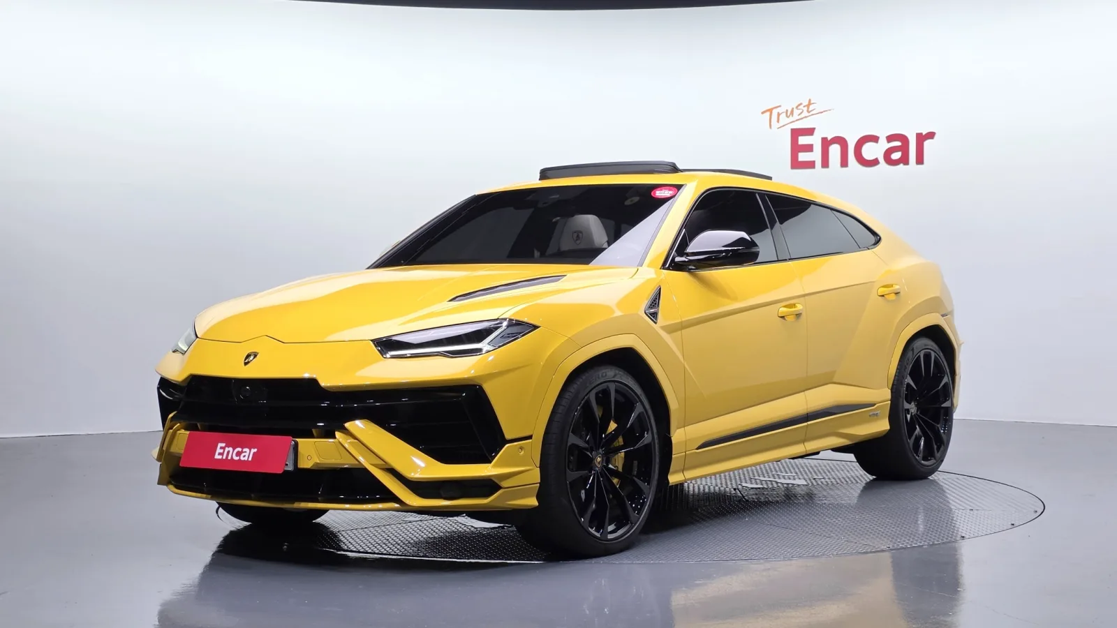 2024 Lamborghini Urus