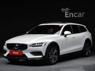 2021 Volvo V60