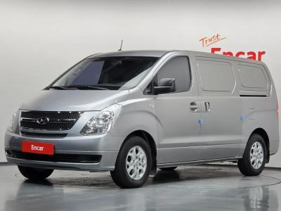 2012 Hyundai Starex