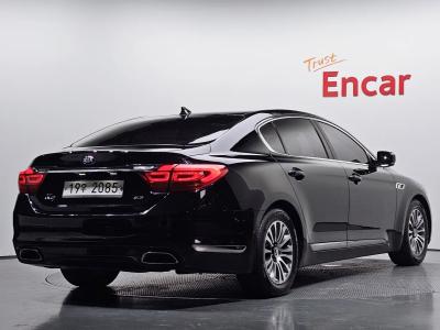 2013 Kia K9