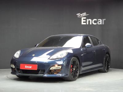 2011 Porsche Panamera