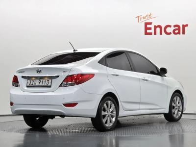 2012 Hyundai Accent