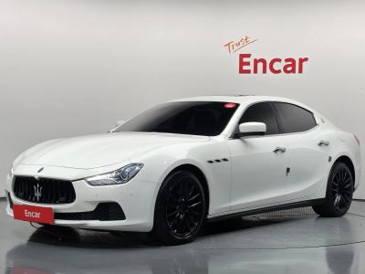 2016 Maserati Ghibli