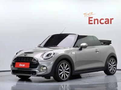 2018 MINI Cooper Convertible