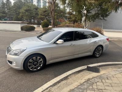 2015 Hyundai Equus