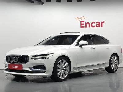 2020 Volvo S90