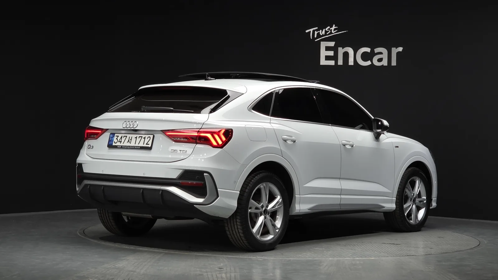 2022 Audi Q3