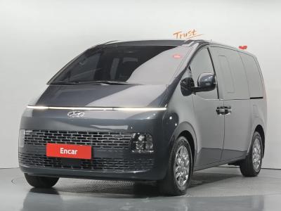2022 Hyundai Staria