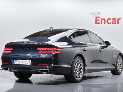 2022 Genesis G80
