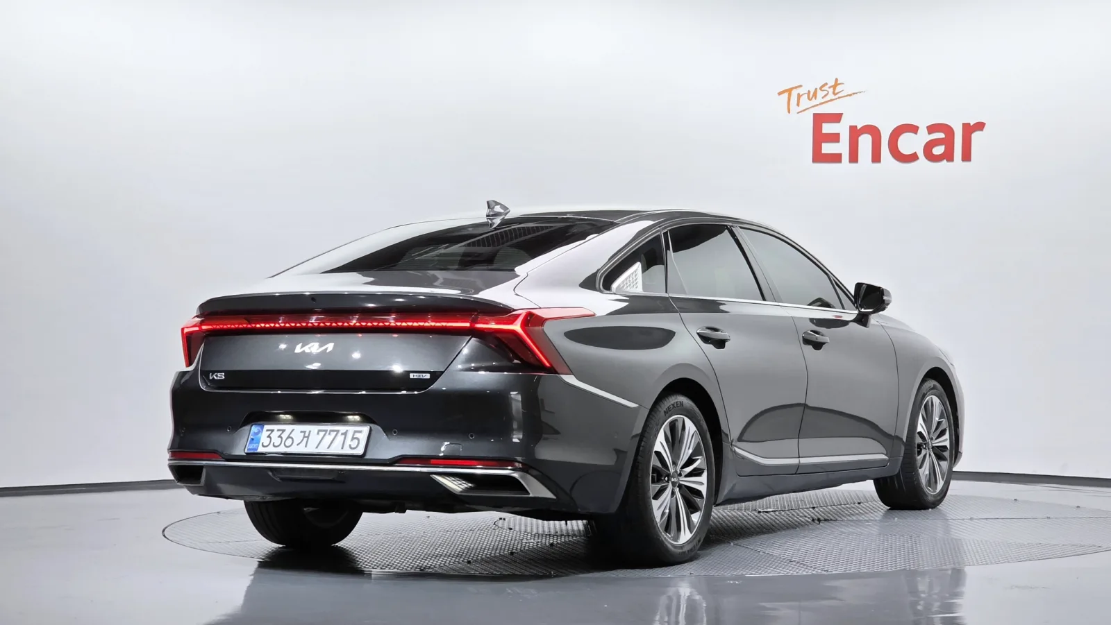 2023 Kia K8