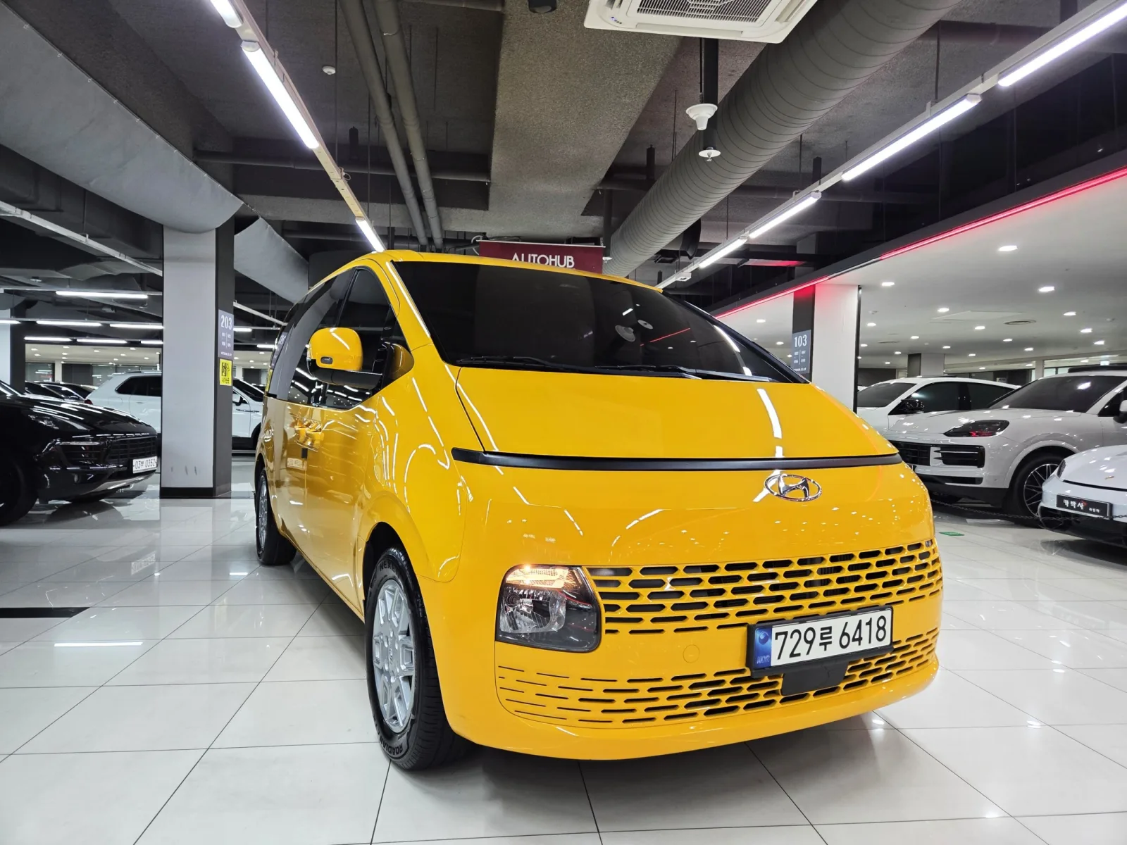 2022 Hyundai Staria