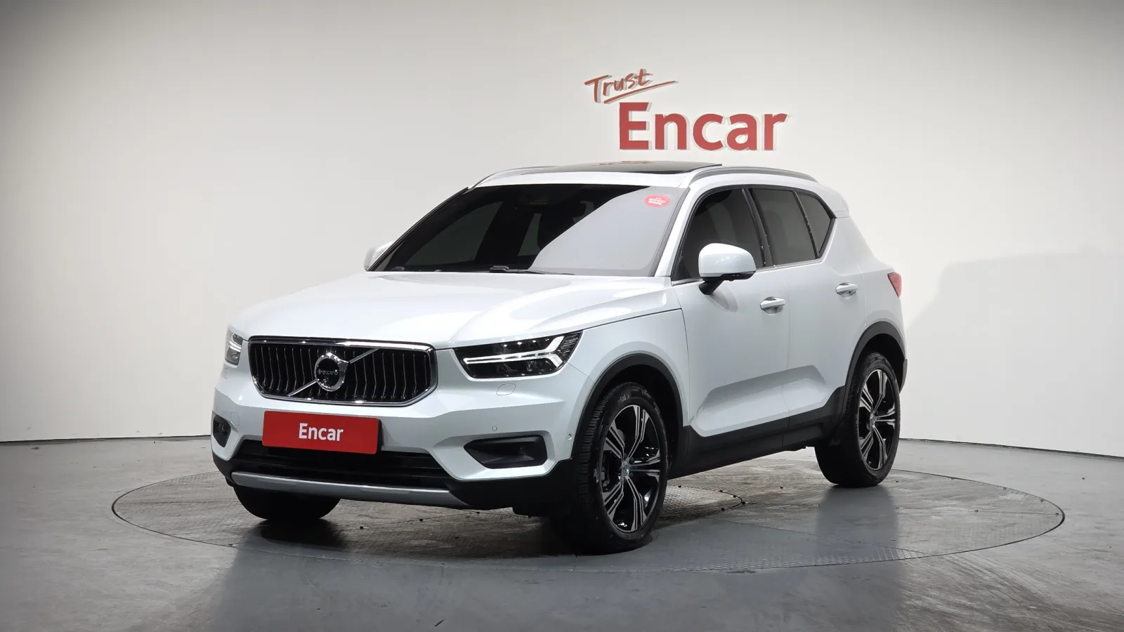 2021 Volvo XC40