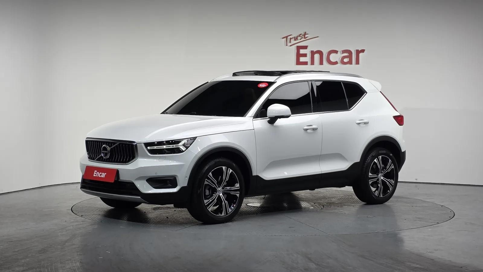 2021 Volvo XC40