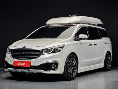 2015 Kia Carnival