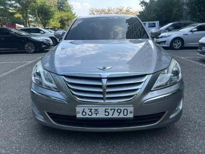 2014 Hyundai Genesis