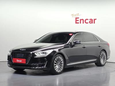 2018 Genesis EQ900
