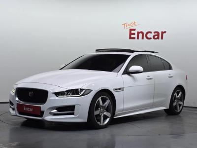 2016 Jaguar XE