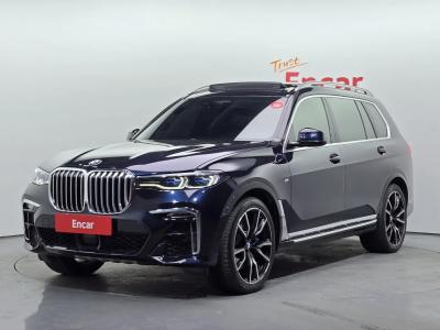 2021 BMW X7