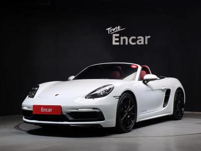 2023 Porsche 718