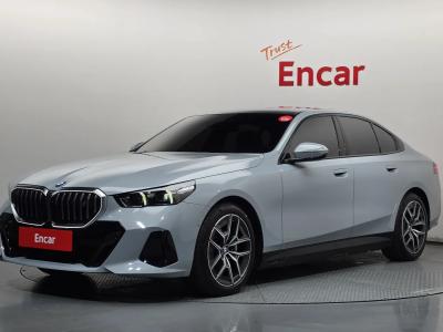 2026 BMW i5