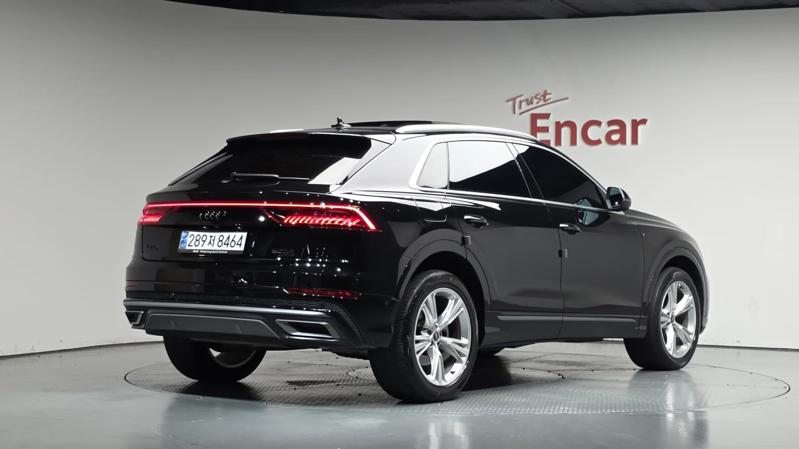 2023 Audi Q8